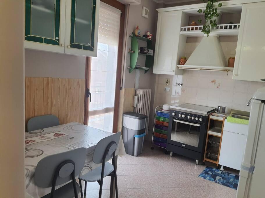 Appartamento Vinovo Centro Kültér fotó